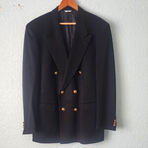 Elegant Double-Breasted Wool/Cashmere Black Blazer with Stunning Gold Buttons